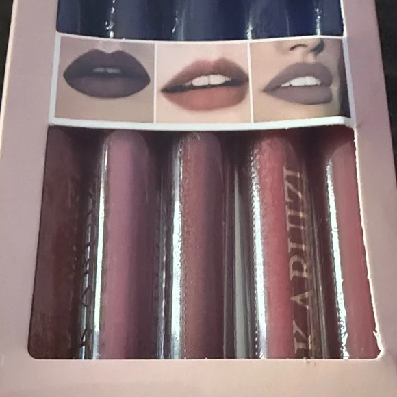 KARUIZI Matte Lip Gloss Set — Pink & Rose Shades - New Sealed!! - Picture 3 of 4